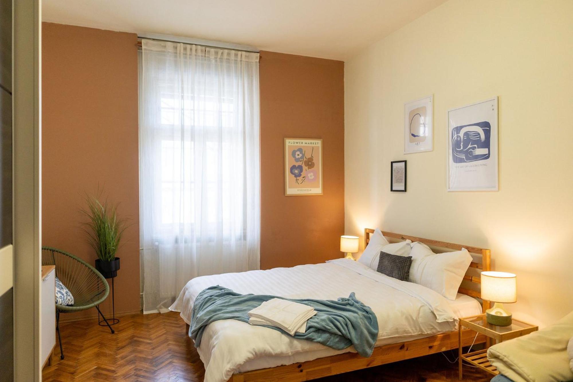 Designer - Views In The Heart Of Town * Timişoara